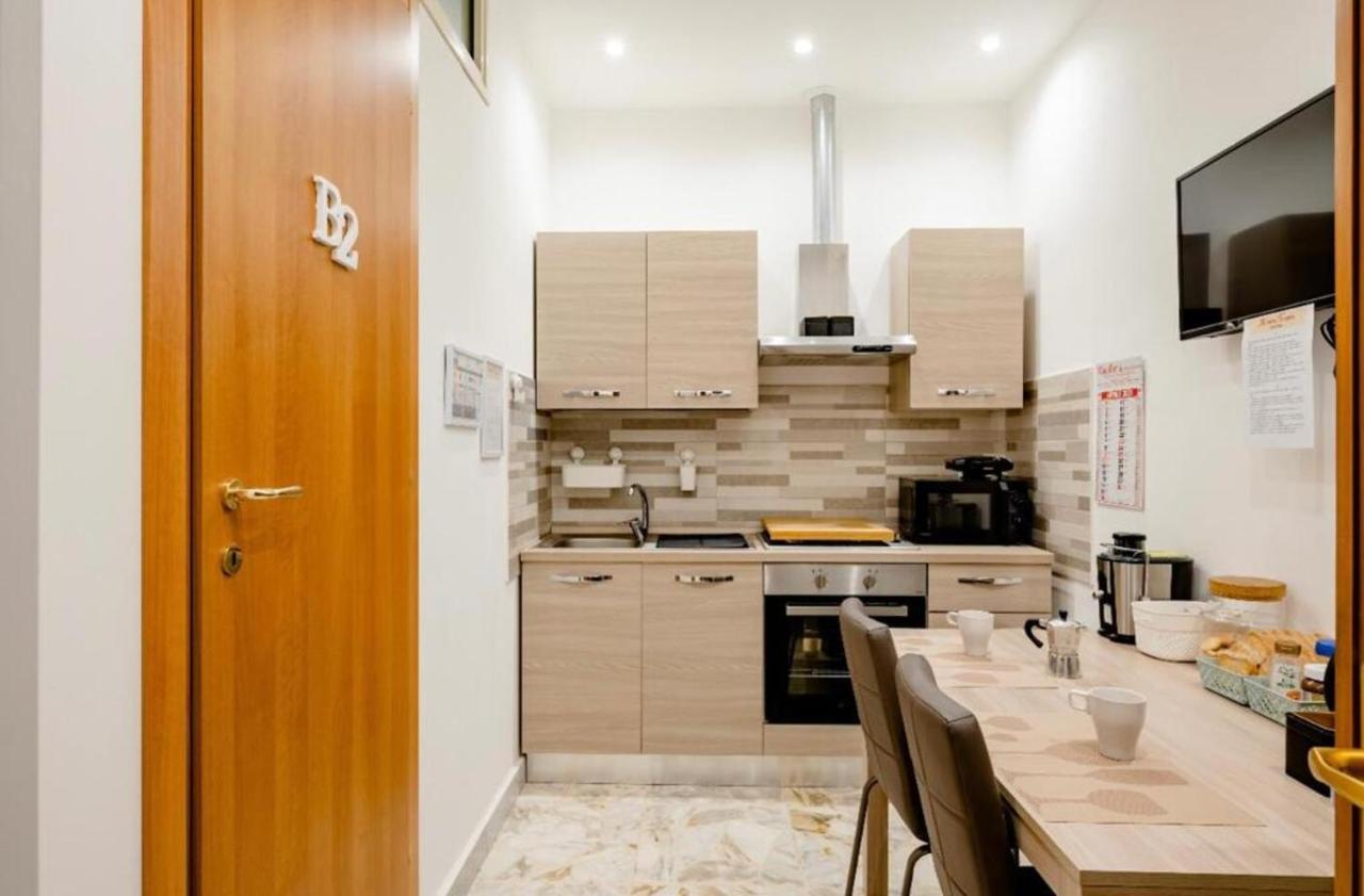 Mi Casa Tu Casa - Guest House Катания Экстерьер фото