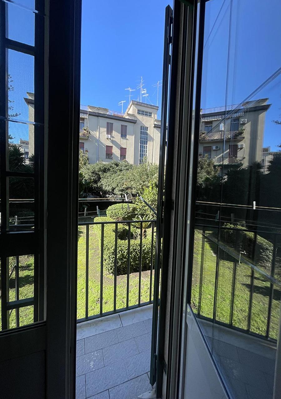 Mi Casa Tu Casa - Guest House Катания Экстерьер фото